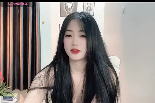 Snapshot of _Aimy_ chatting on 11, 2, 2025 Aimy online show from 11, 2, 2025