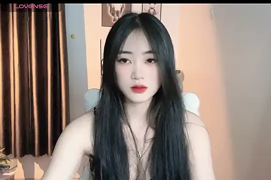 Snapshot of _Aimy_ chatting on 11, 2, 2025 Aimy online show from 11, 2, 2025