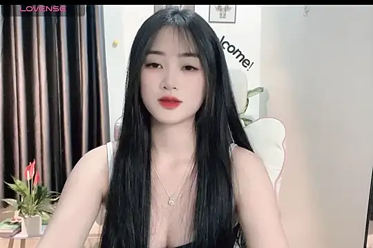 Snapshot of _Aimy_ chatting on 14, 2, 2025 Aimy online show from 14, 2, 2025