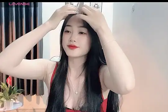 Snapshot of _Aimy_ chatting on 15, 2, 2025 Aimy online show from 15, 2, 2025