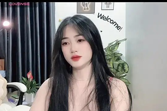 Snapshot of _Aimy_ chatting on 18, 2, 2025 Aimy online show from 18, 2, 2025