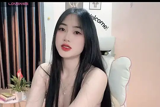 Snapshot of _Aimy_ chatting on 20, 2, 2025 Aimy online show from 20, 2, 2025