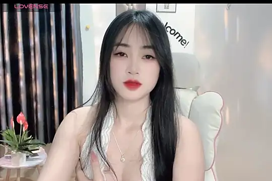 Snapshot of _Aimy_ chatting on 25, 2, 2025 Aimy online show from 25, 2, 2025