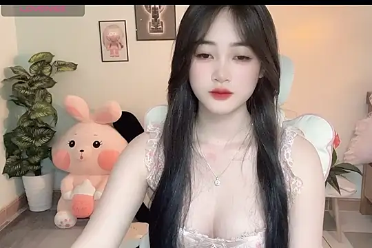 Snapshot of _Aimy_ chatting on 22, 9, 2025 Aimy online show from 22, 9, 2025