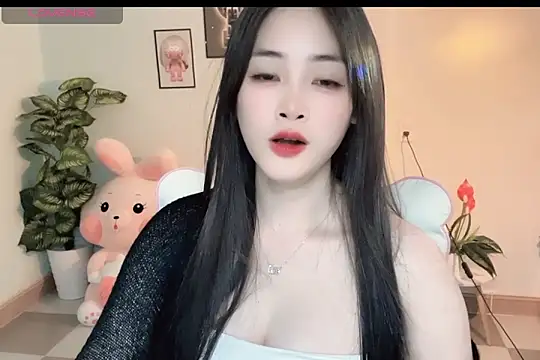 Snapshot of _Aimy_ chatting on 22, 11, 2025 Aimy online show from 22, 11, 2025