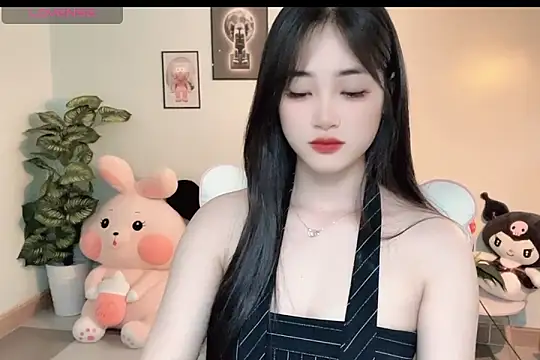 Snapshot of _Aimy_ chatting on 3, 12, 2025 Aimy online show from 3, 12, 2025