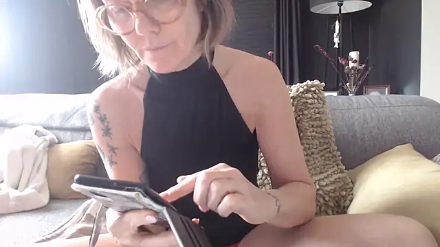 godinflower online show from 28, 1, 2025