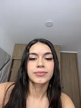 Snapshot of VeronicaCruz_ chatting on 23, 2, 2025 VeronicaCruz online show from 23, 2, 2025