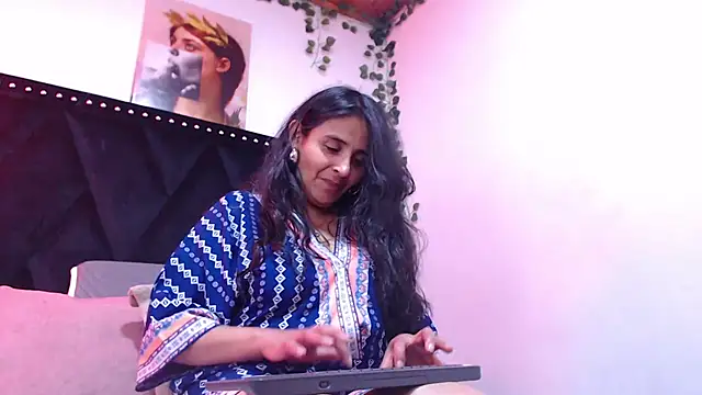  Marcela   online show from 17, 9, 2025