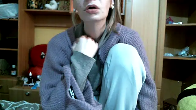 Snapshot of DennisXCaroll chatting on 5, 1, 2025 DennisXCaroll online show from 5, 1, 2025