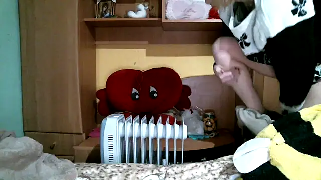 Snapshot of DennisXCaroll chatting on 14, 1, 2025 DennisXCaroll online show from 14, 1, 2025