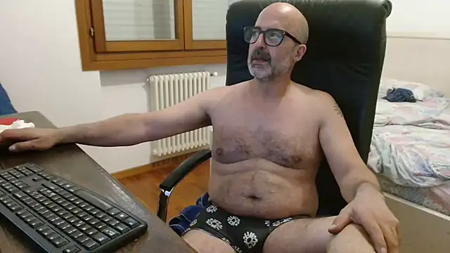 newsimo74 online show from 24, 6, 2026