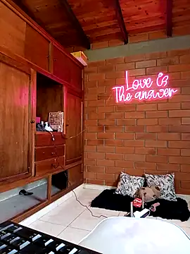 Snapshot of SamaraJay1 chatting on 18, 3, 2025 SamaraJay1 online show from 18, 3, 2025