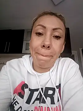 coral smitth online show from 2, 3, 2025