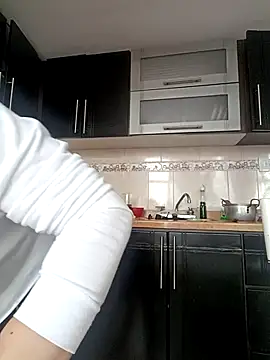 coral smitth online show from 6, 10, 2025