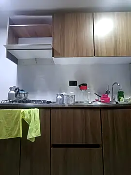 coral smitth online show from 23, 11, 2025