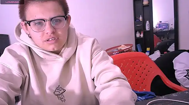 tatsumi nao online show from 15, 12, 2024