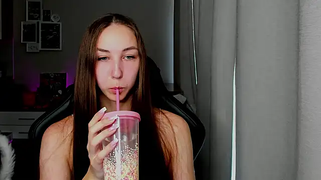 Sm0ly online show from 28, 6, 2026