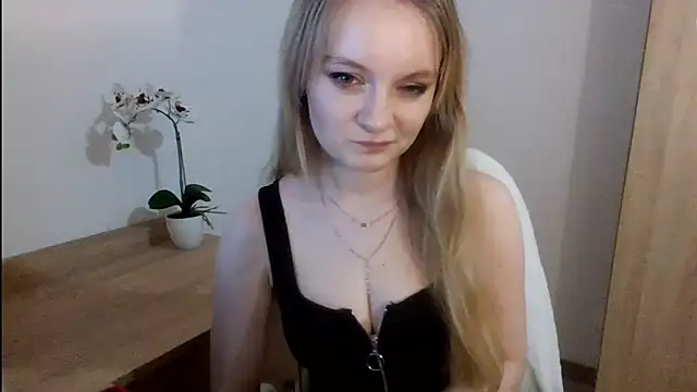 AlmaHoney online show from 4, 2, 2025