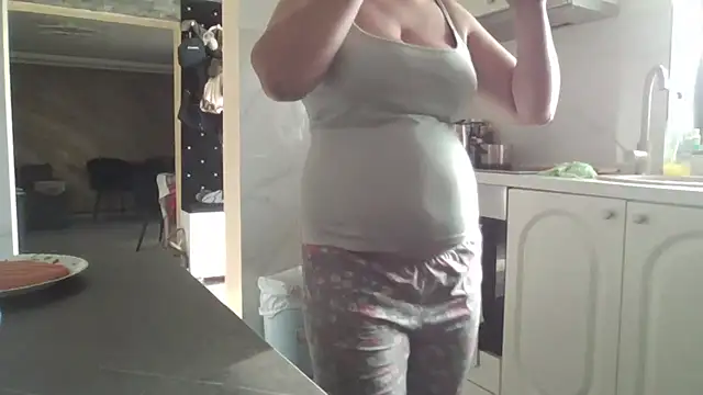 milfmomxx online show from 6, 2, 2025