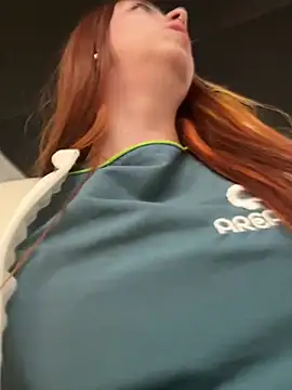 Snapshot of Cloew_Marz chatting on 4, 3, 2025 Cloew Marz online show from 4, 3, 2025