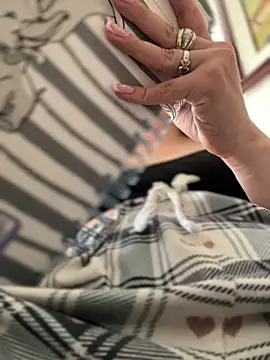 Cloew Marz online show from 12, 4, 2026