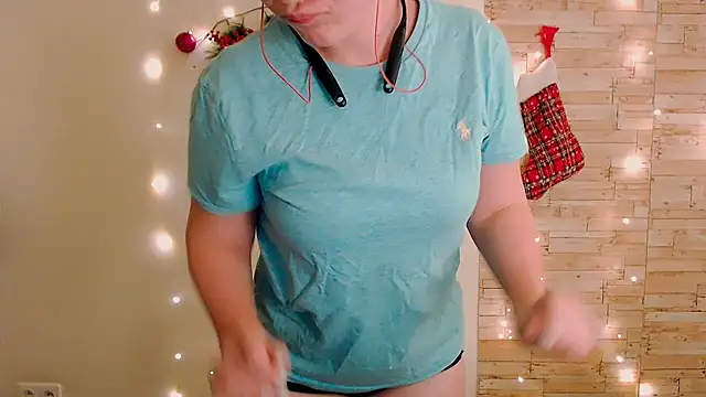 Snapshot of Sun_Alexia chatting on 9, 12, 2024 Sun Alexia online show from 9, 12, 2024