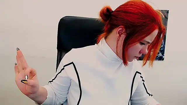 Snapshot of Sun_Alexia chatting on 4, 3, 2025 Sun Alexia online show from 4, 3, 2025