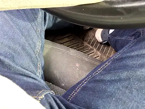 Policeman20742 online show from 1, 12, 2025