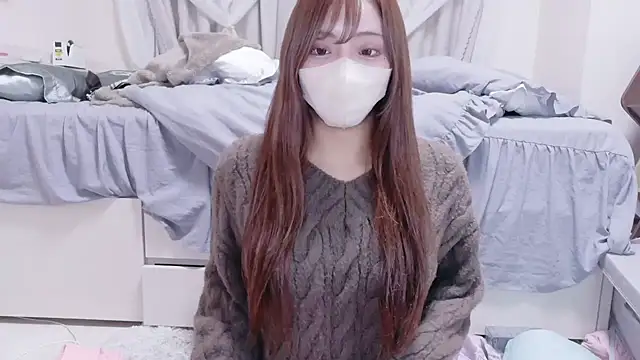  chanMOMO  online show from 1, 11, 2025