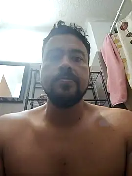 Snapshot of LatinMar chatting on 14, 10, 2025 LatinMar online show from 14, 10, 2025