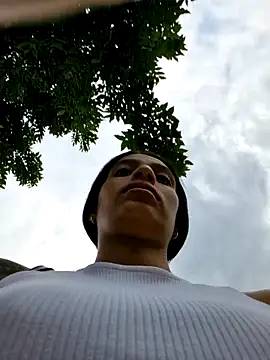 lily sk online show from 3, 3, 2025