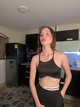 samantha kevin online show from 13, 4, 2026