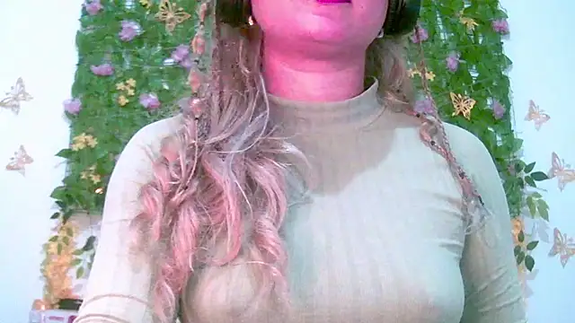 Crysrus online show from 11, 5, 2026