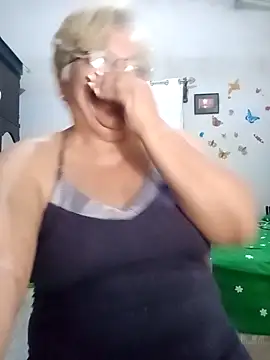 Madrastrahot69 online show from 27, 9, 2025