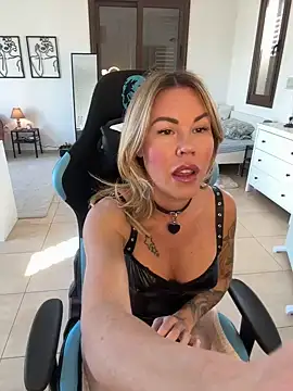 Lara Bergmann online show from 18, 12, 2024