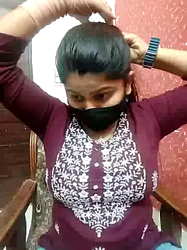 Hotty-simran online show from 6, 3, 2025