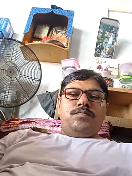 Snapshot of Srmotrs chatting on 25, 9, 2025 Srmotrs online show from 25, 9, 2025