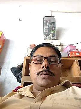 Snapshot of Srmotrs chatting on 16, 11, 2025 Srmotrs online show from 16, 11, 2025