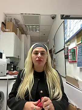 Arabellalee23 online show from 21, 2, 2025