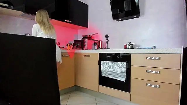 AnnLevine online show from 22, 3, 2026