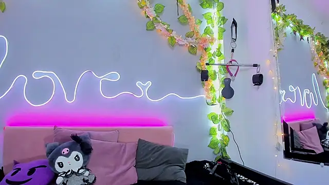 Snapshot of YouliteSllut2 chatting on 28, 1, 2025 YouliteSllut2 online show from 28, 1, 2025