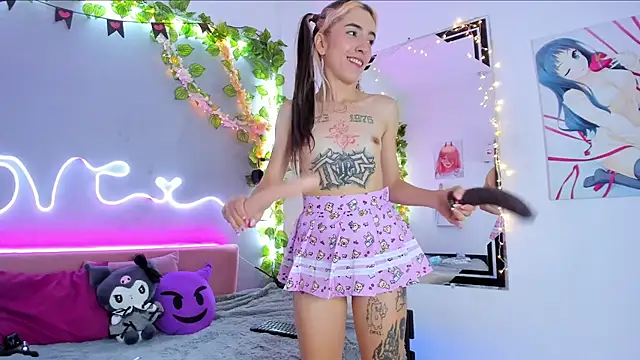 Snapshot of YouliteSllut2 chatting on 19, 2, 2025 YouliteSllut2 online show from 19, 2, 2025