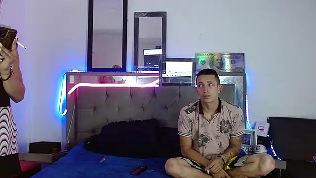 Snapshot of parejacaliente20154 chatting on 10, 2, 2025 parejacaliente20154 online show from 10, 2, 2025