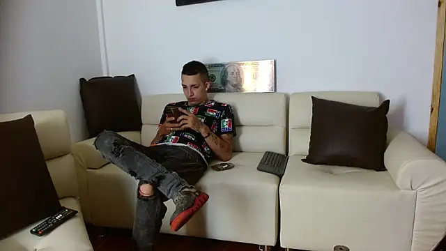 Snapshot of parejacaliente20154 chatting on 6, 3, 2025 parejacaliente20154 online show from 6, 3, 2025