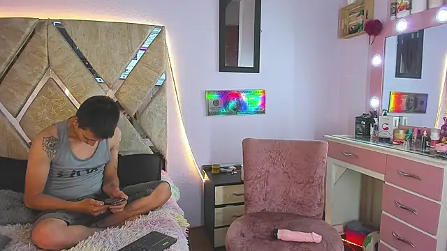 Snapshot of parejacaliente20154 chatting on 7, 11, 2025 parejacaliente20154 online show from 7, 11, 2025