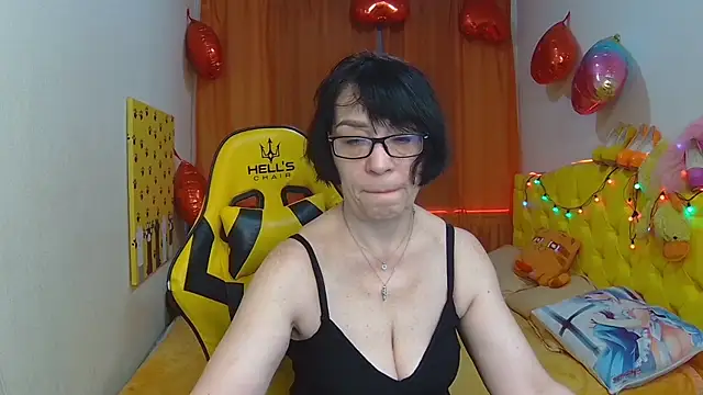 SandraHormas online show from 23, 3, 2025