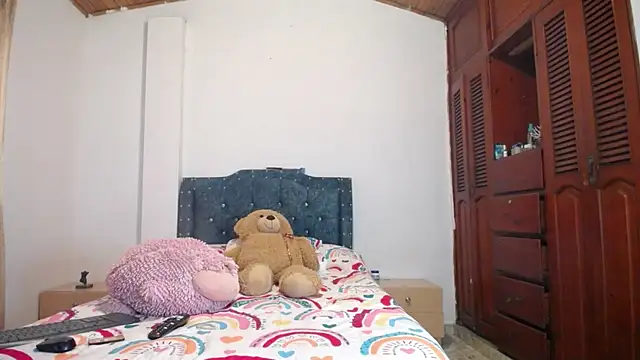 sofiamature01 online show from 19, 11, 2025