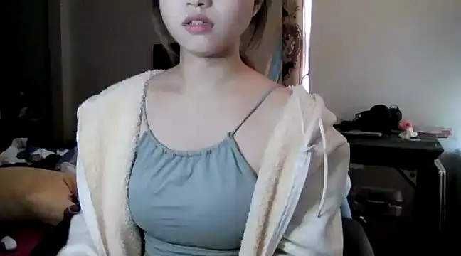Snapshot of ali_za88 chatting on 8, 3, 2025 ali za88 online show from 8, 3, 2025