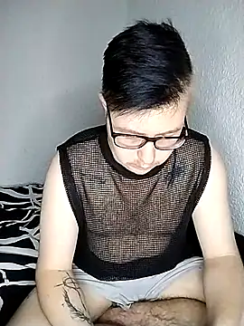 bisexualboy05 online show from 20, 9, 2025